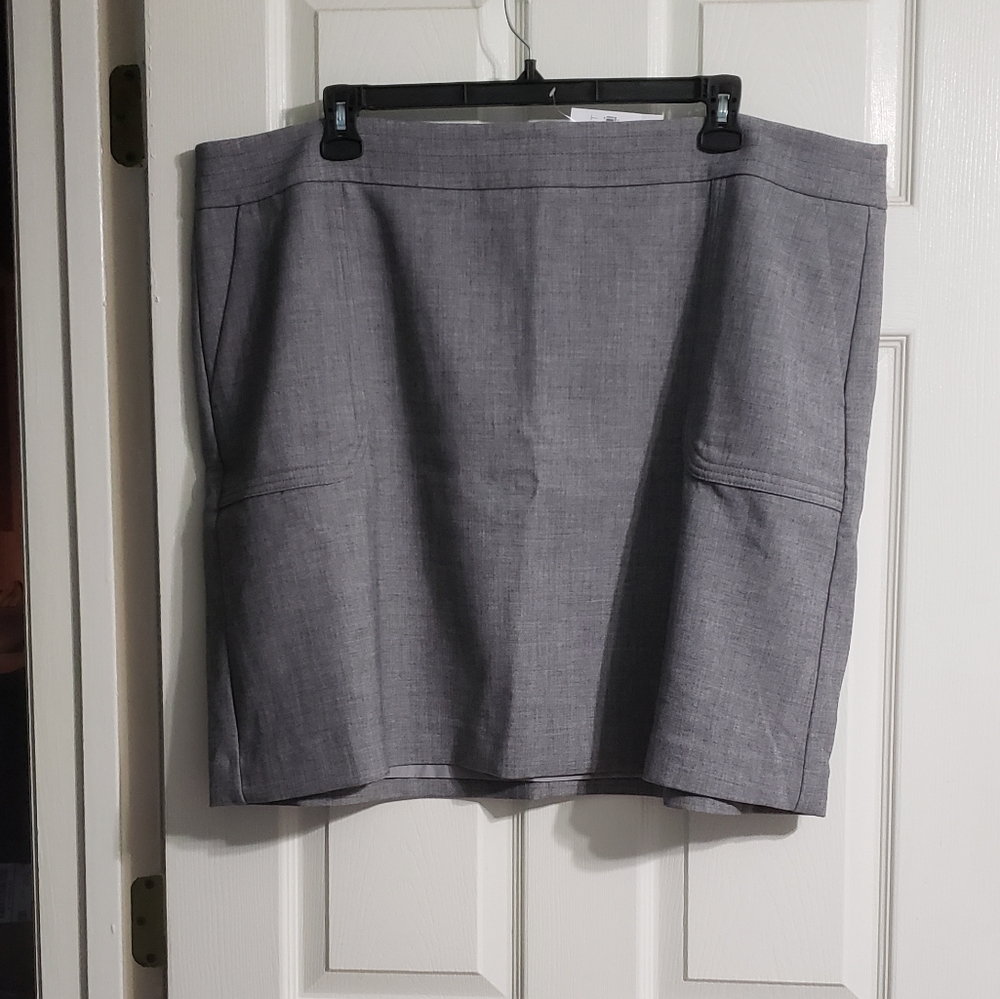 SWEET & SASSY..NWT, LOFT, 22, SKIRT, LINED, GRAY, ZIPPER W/ HOOK CLOSURE